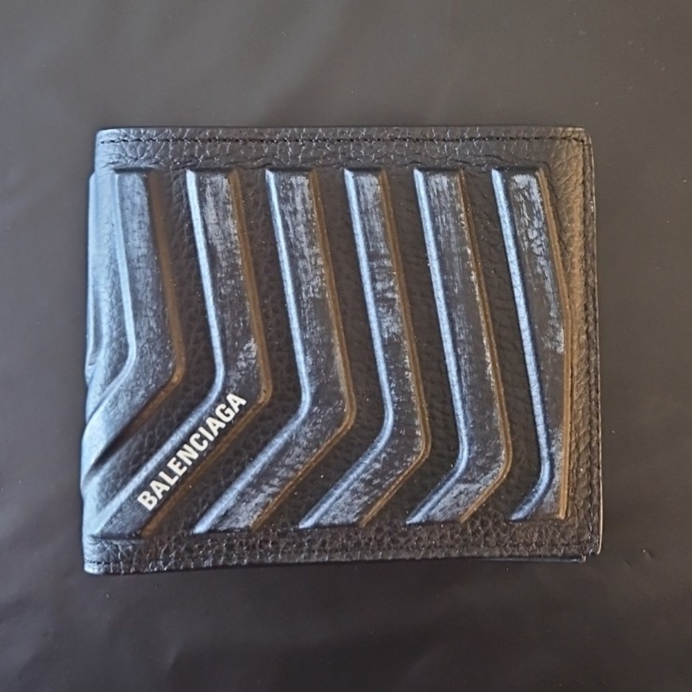 BALENCIAGA Men's Dirty Effect Black Leather Car Bifold Wallet Used